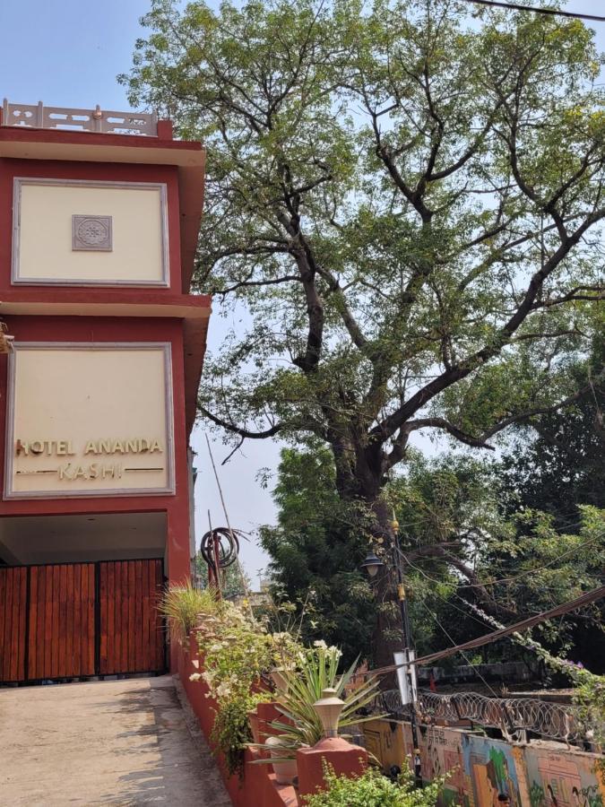 Hotel Ananda Kashi Varanasi Exterior photo